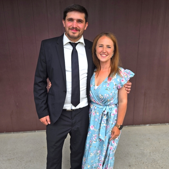 Meet your Posher, Jessica - Picture 1 of 1